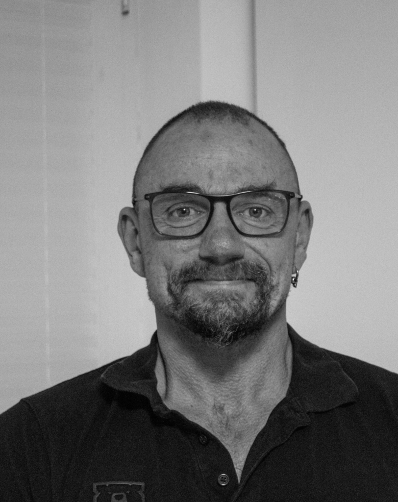 Winfried Vom Hove, Gründer